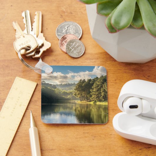 水 |パング湖とパインの森タイ キーホルダー (デスク)