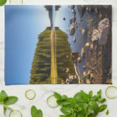 水 |ブルガリア、ロドープ山脈 キッチンタオル (折り畳み)