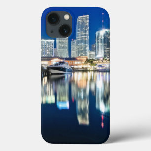 水、マイアミの反射のスカイラインの眺め iPhone 13ケース