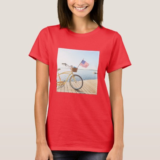 水 |湖のそばの自転車 Tシャツ (正面)