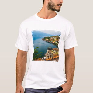 水 San Benedetto Church Lake Garda，イタリア Tシャツ