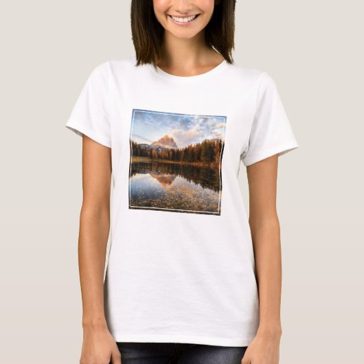 水 Tre Cime Di Lavaredo Italy Tシャツ (正面)
