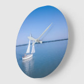 水 | Yacht at Lake Balaton Lake Hungary ラージ壁時計 (傾斜)