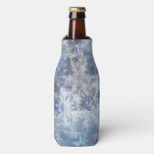氷と雪のテクスチャ付き青いクリスマスパターン ボトルクーラー (ボトル正面)