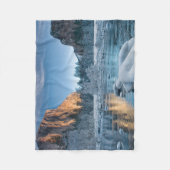 氷と雪 |ヨセミテ渓谷の氷 フリースブランケット (正面)