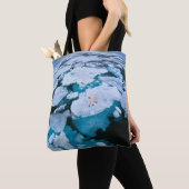 氷と雪 | Polar Bear，北極海，スバルバード トートバッグ (クローズアップ)