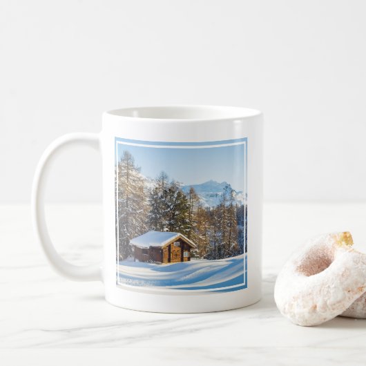 氷と雪 | Winter Log Cabin Swiss Alps コーヒーマグカップ (ドーナツ)