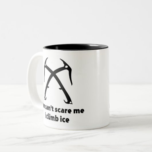 氷に登って私を怖がらせることはできない ツートーンマグカップ (正面左)
