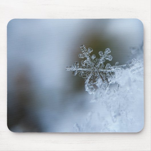 氷のような雪片 マウスパッド (正面)