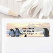 氷の上で冷えるペンギン ラベル (インサイチュ)