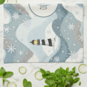 氷の波とコージーライトハウス冬航海の キッチンタオル (折り畳み)