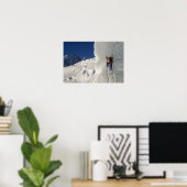 氷の登山は、タスマン氷河の下の山 ポスター (ホームオフィス)