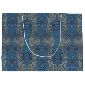 氷の花、青と灰色の花のパターン、素朴 ラージペーパーバッグ (裏面)