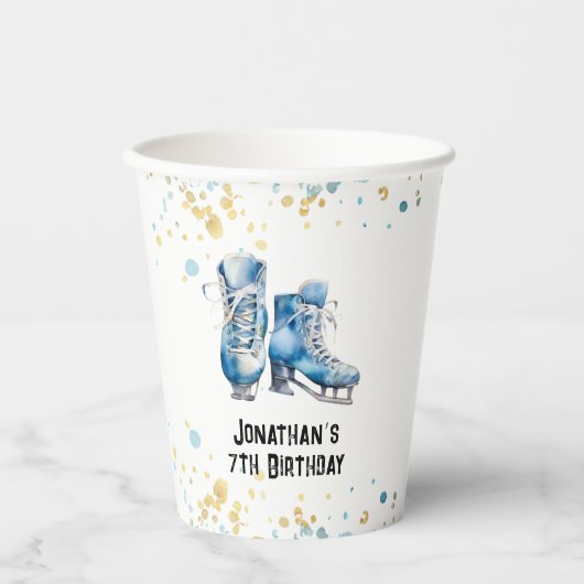 氷スケートで滑る少年 |ホッケー誕生日パーティー 紙コップ (正面)