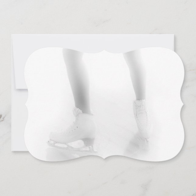 氷スケートで滑る (正面)