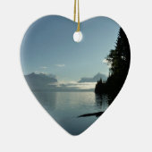 氷河の国立公園のマクドナルド湖で朝 セラミックオーナメント (右)