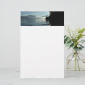 氷河の国立公園のマクドナルド湖で朝 便箋 (スタンド正面)