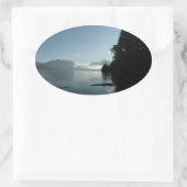 氷河の国立公園のマクドナルド湖で朝 楕円形シール (バッグ)