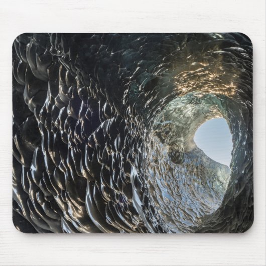 氷穴の針状の穴 マウスパッド (正面)
