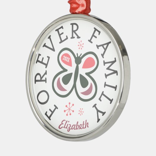 永久に家族はピンクの蝶採用のギフトをからかいます メタルオーナメント (左)