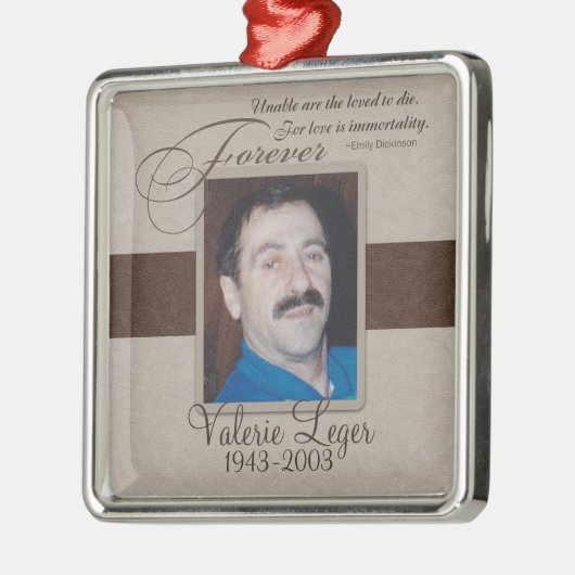 永久に愛されたカスタムな記念物 メタルオーナメント (左)