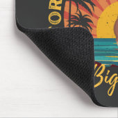 永遠にサンセットビッグフットを追いかけるサーフィンブラック マウスパッド (コーナー)