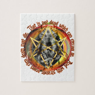 永遠に嘘をつくことのできるものは死んではいない ジグソーパズル