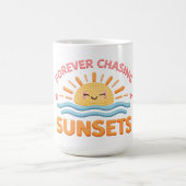 永遠に夕焼けを追いかけて 可愛い微笑みの夕日 コーヒーマグカップ (中央)