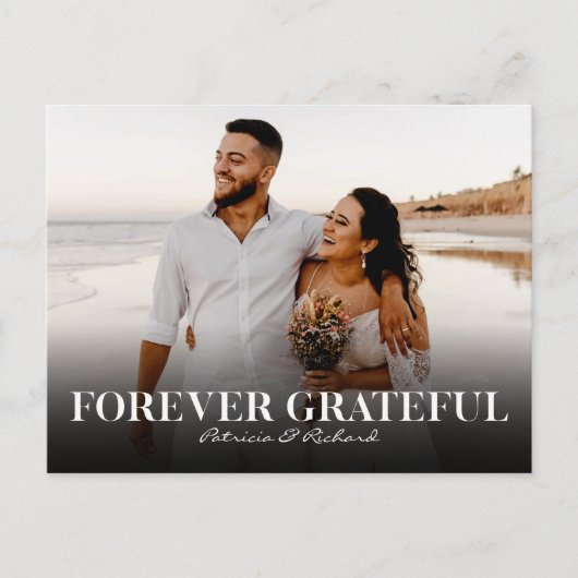 永遠に感謝の気持ちを込めたシンプルなウェディングサンクスフォト ポストカード (正面)