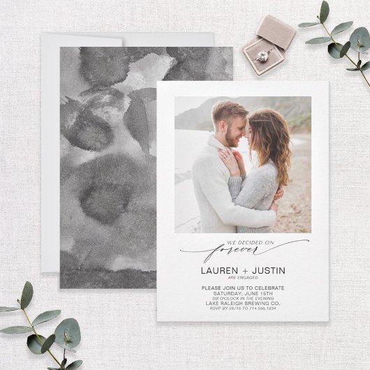 永遠に決めた モノクロ写真エンゲージメント 招待状