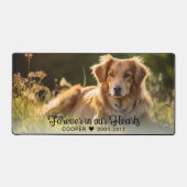 永遠に私たちのハートでペット記念写真 デスクマット (正面)