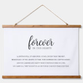 永遠に私たちのハートの記憶の形見ギフト 吊り下げ型タペストリー (正面)