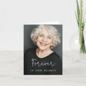 永遠に私たちのハートカジュアルのスクリプト葬儀の写真 サンキューカード (正面)