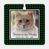 永遠に私たちのハートバッファローチェック猫メモリアル メタルオーナメント (正面)