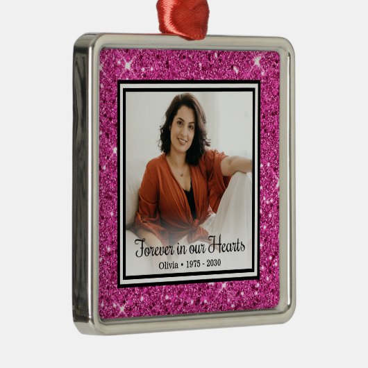 永遠に私たちの心の中に 記念 ピンクグリッター メタルオーナメント (右)
