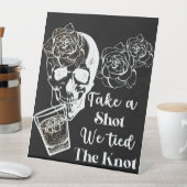 永遠のエレガンスがショットを取る我々は結び目を結んだ 台座サイン (インサイチュ)