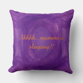 「永遠の王位：紫の永遠」。 クッション