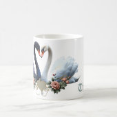 永遠の絆、黒と白の愛の白鳥。 コーヒーマグカップ (中央)