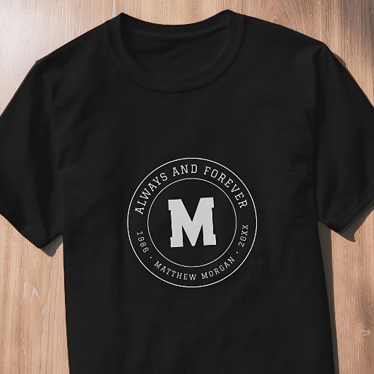永遠の記念モノグラム Tシャツ
