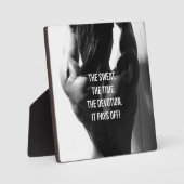 汗、時間、献身女性のトレーニング やる気を起こさせる フォトプラーク (正面)