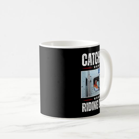 汚いゴミに乗ってゴミに誇りを持ったなるから捕まえろ コーヒーマグカップ (正面右)