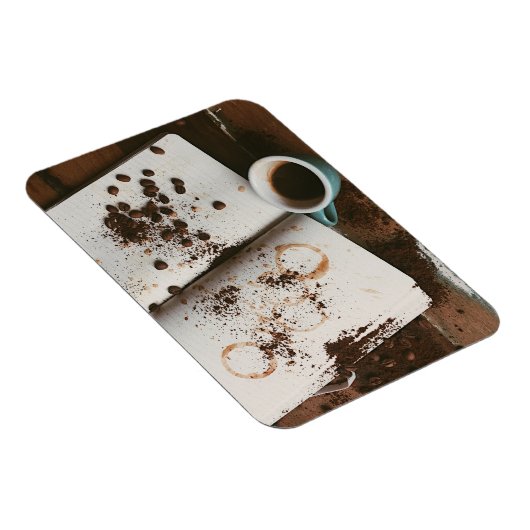 汚れた本と豆が入った熱いコーヒー マグネット (右側)