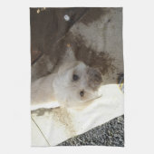 汚れた顔を搭載するプードルテリアの組合せ キッチンタオル (縦)