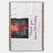 汚れた30歳の誕生日 名前 ピンク 写真 日付を追加 スローブランケット (正面縦)