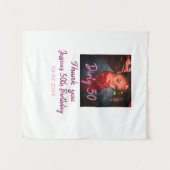 汚れた30歳の誕生日 名前 ピンク 写真 日付を追加 タペストリー (正面(横))