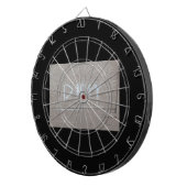 汚れた「テールゲートTalk ダーツボード (正面右)