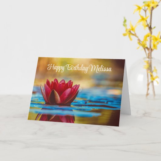 池かわいらし誕生日の蓮の花の写真 カード (黄色い花)