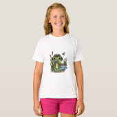 池でカメラを持つ子供のカエルカメラマン Tシャツ (正面フル)