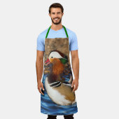 池で美しいおしゃべりのみかん エプロン (着用した状態)