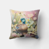 池に絵を描浮かぶ水色の鴨 クッション (裏面)